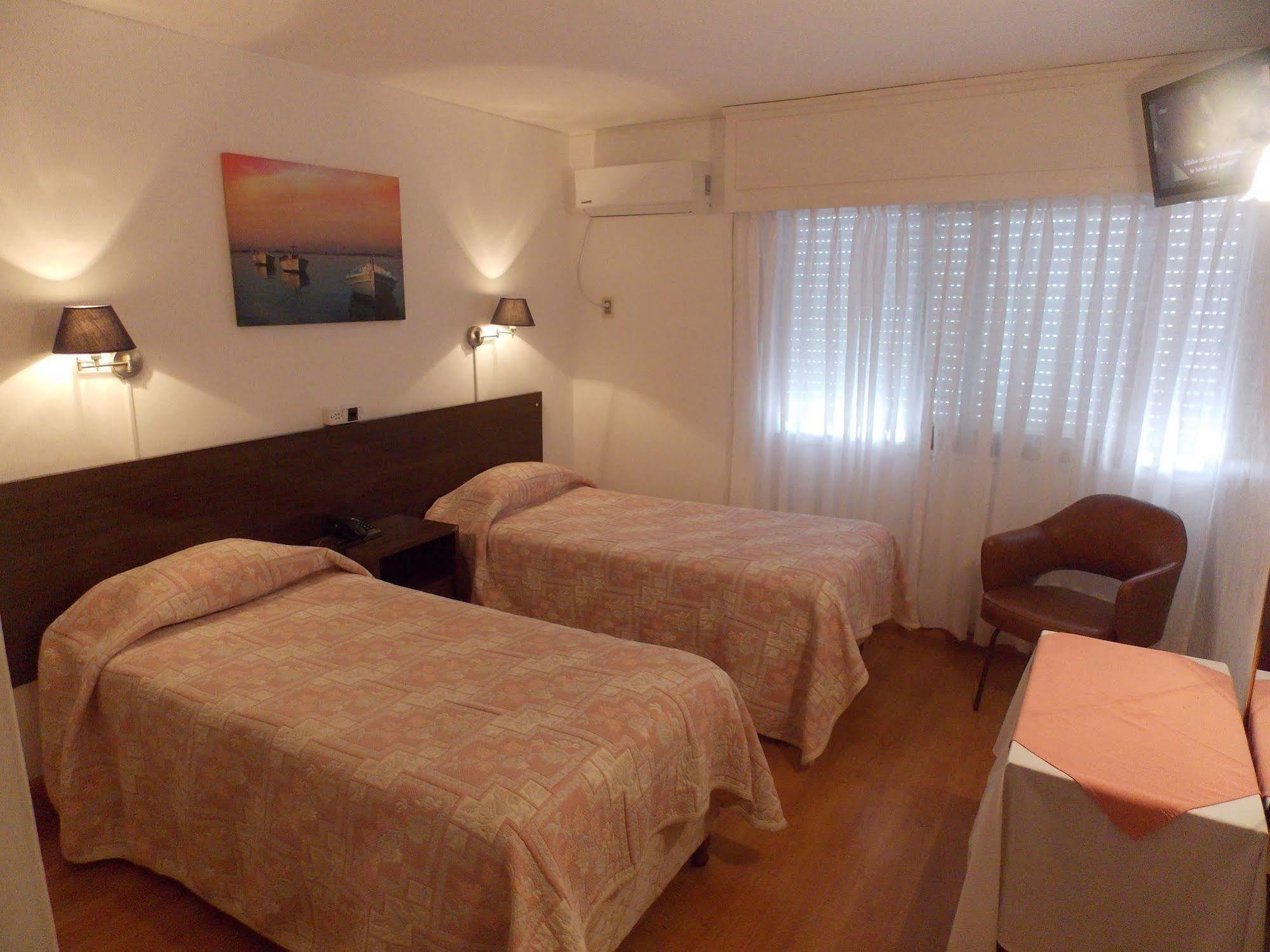 Bonne Etoile Hotel Punta del Este Bagian luar foto